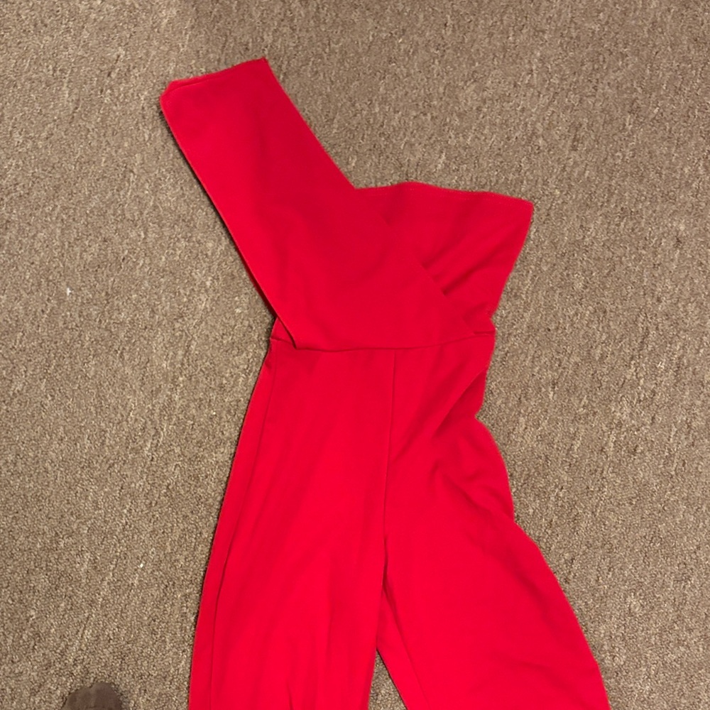 PrettyLittleThing Vibrant Red Garment
